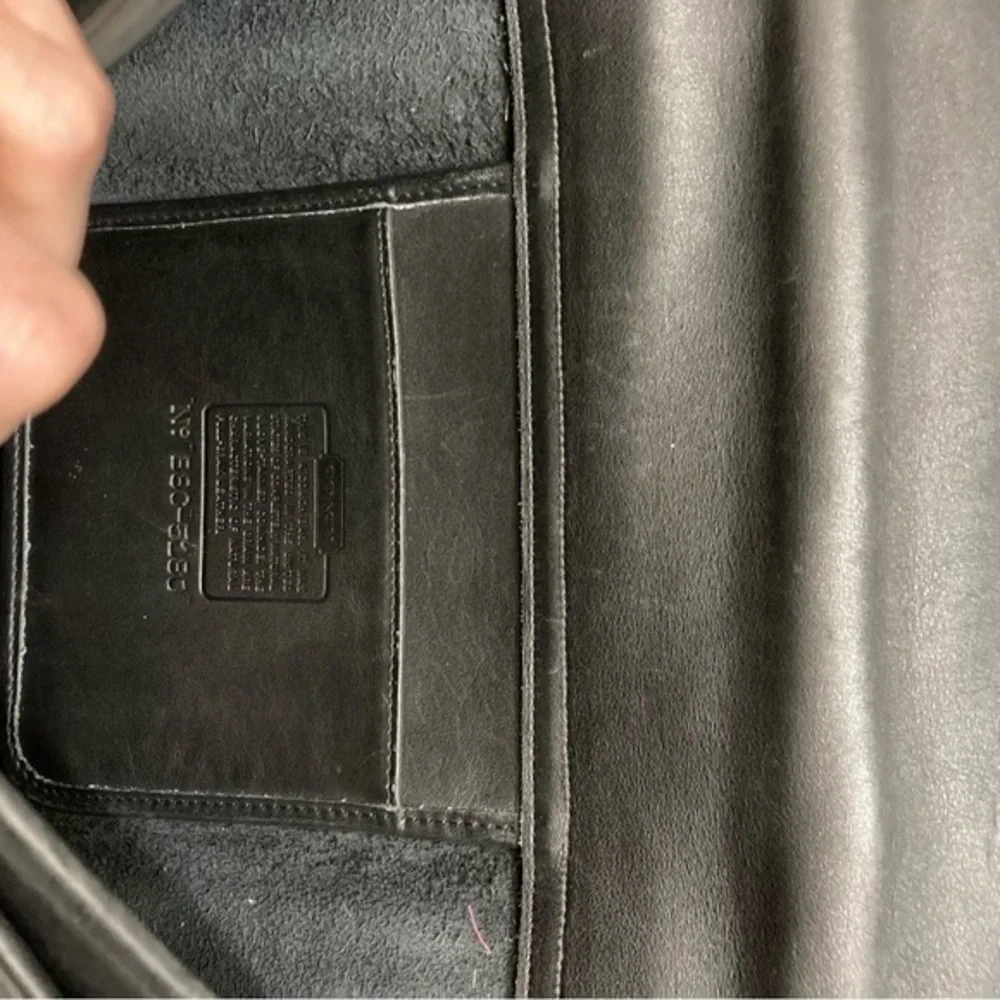 Coach black leather metropolitan briefcase bag 5180 as seen on Ann Hathaway